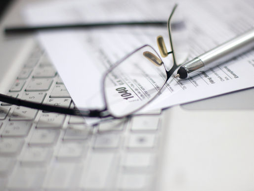 How Much Should I Send in with My 1040 Extension in 2025?